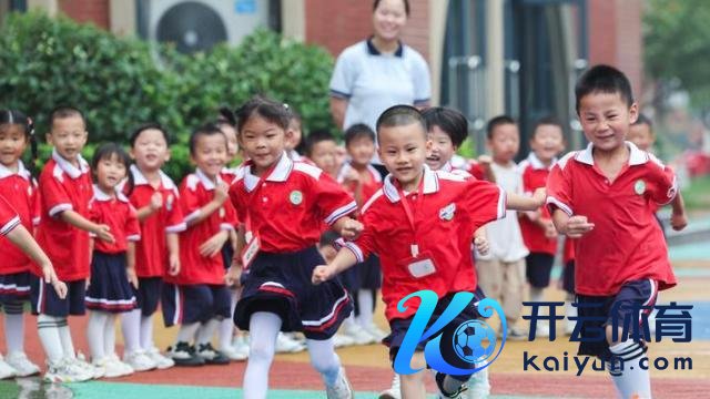 酝酿二十年,学前耕作法出台:36次说起“安全”